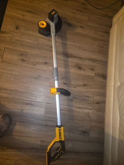 DEWALT
20V MAX 7.5 in. Cordless Battery Powered Lawn Edger (Tool Only