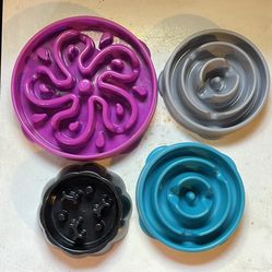 Assorted Dog And Cat Slow Feeders