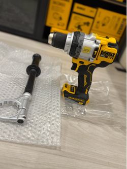 DeWalt 20V XR Brushless Drill Driver with Handle