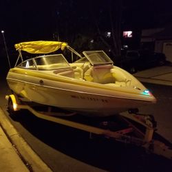 2007 Crownline 185 Orig.owner.less Then 500 Hours Very Clean