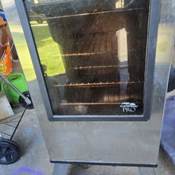 Masterbuilt Electric Smoker