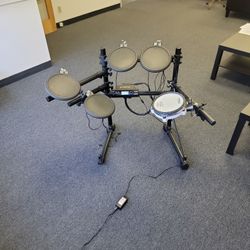 Roland TD-4 Electric Drum Set