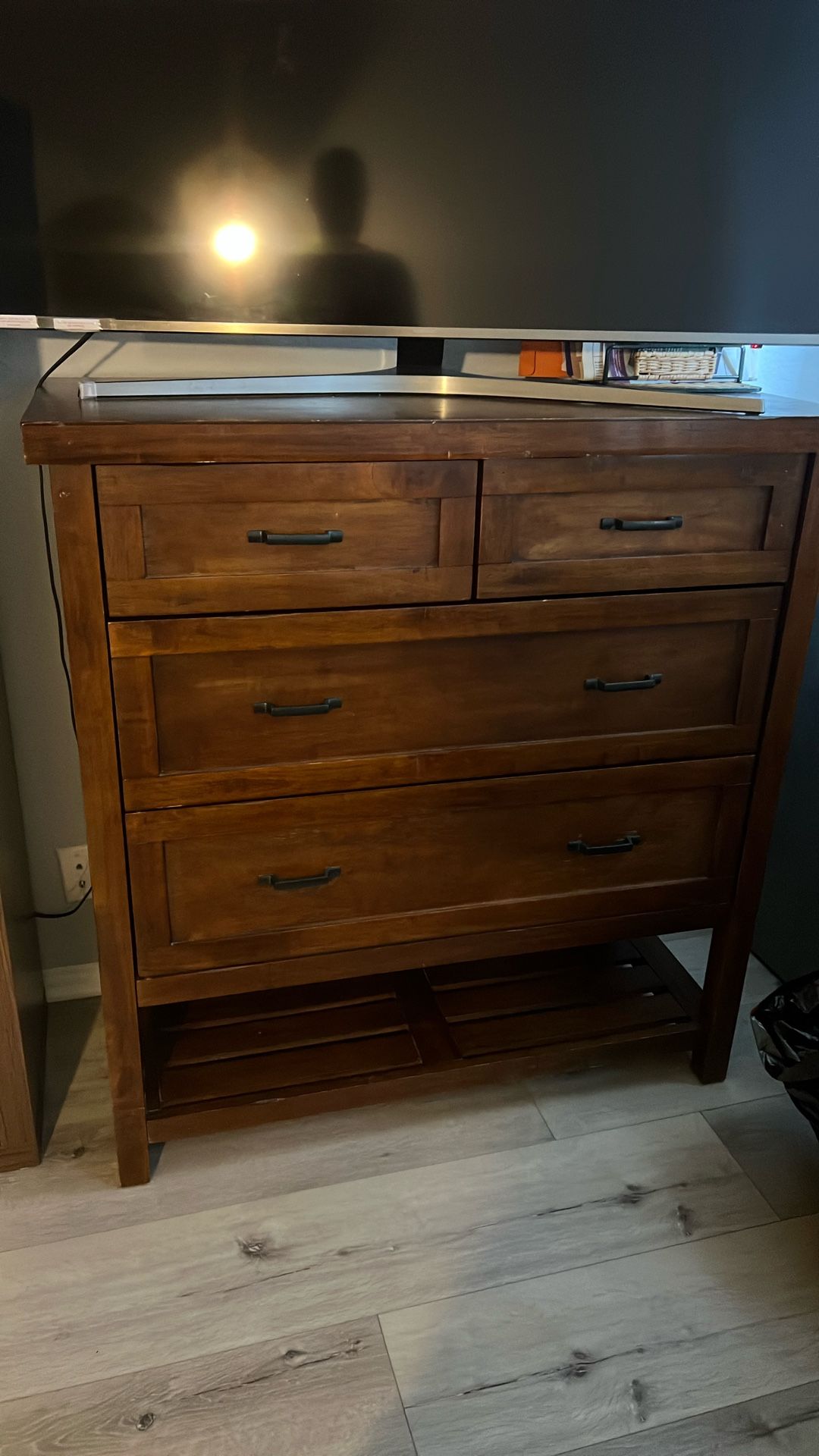 Dresser
