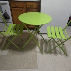 Metal Chairs And Tables..pistachio & White