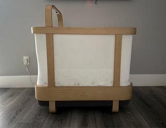 Cradlewise Smart Crib + Bassinet – Like New, Barely Used (Retails $1,999)