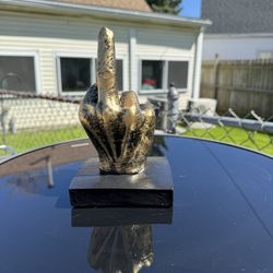 The Middle Finger Statue 