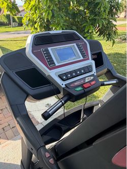 Treadmill Sole F63 Folding  caminadora sole f63