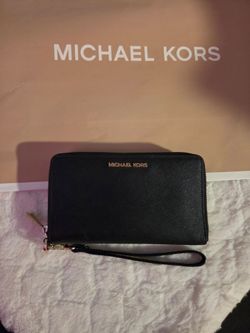 Michael Kors Jet Set Travel Wristlet