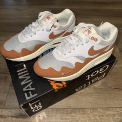Nike Air Max 1 Patta Collab with bracelet