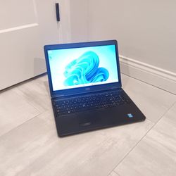 Large touchscreen Intel i5 2.9ghz 8gb ram laptop laptops computer computers pc pcs personal touch screen dell dells
