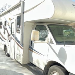 2014 Thor Freedom Elite Motorhome