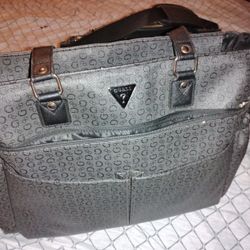 GUESS DESIGNER DIAPER BAG TRAVEL