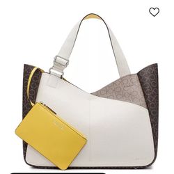 Calvin Klein Zoe Tote ✨ MOTHER’S DAY SALE ‼️