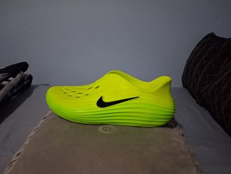 Brand New And Original Nike Reactx Rejuven8 Sizes Men's 10 or Women's 11