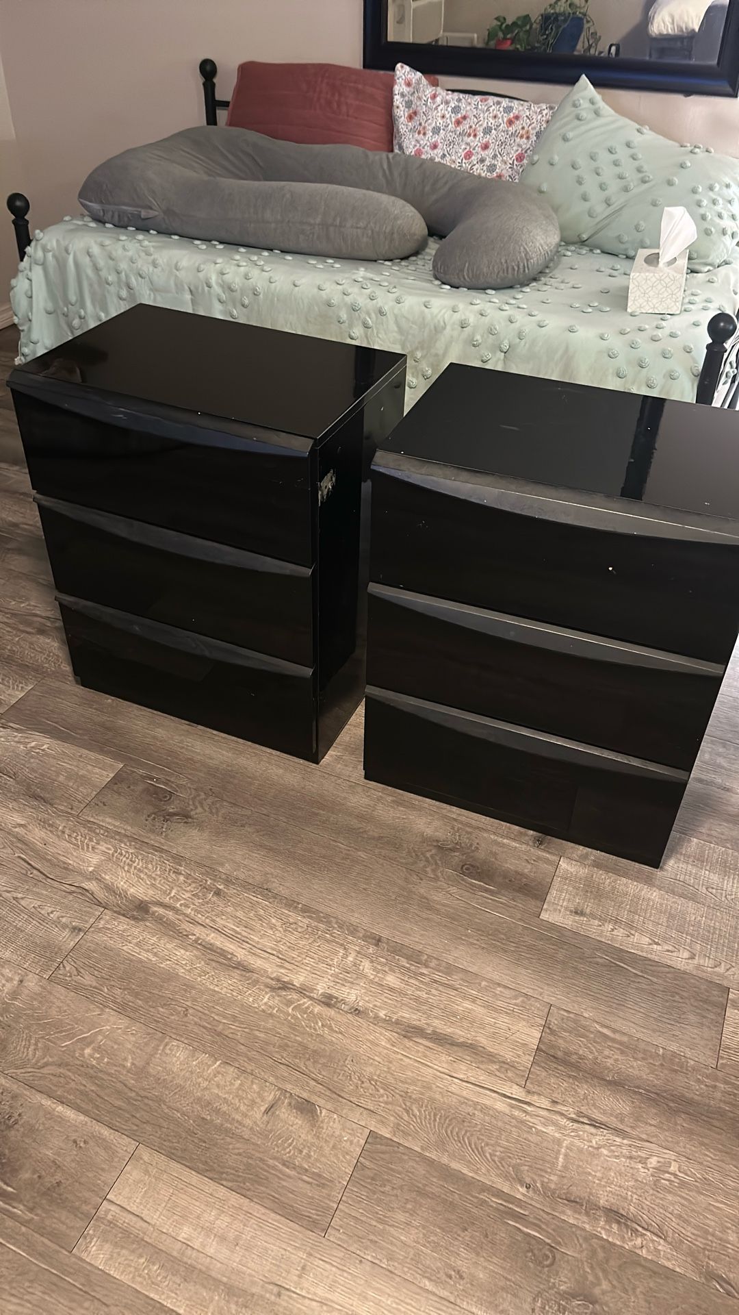 End table Dresser Drawers 