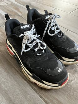 Triple S Mens Size 9 (42)