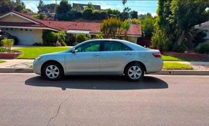 2007 Toyota Camry 73k Clean Carfax and Title