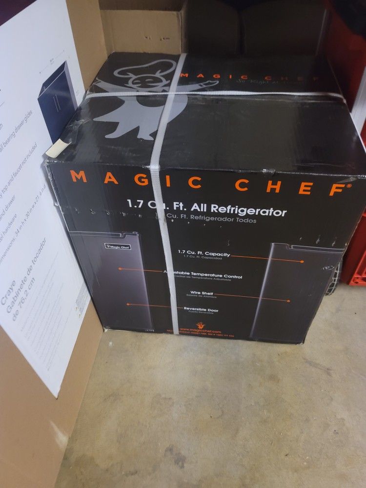 Brand New Magic Chef Refrigerator 1.7 $75 FIRM. PICKUP IN RIVERBANK