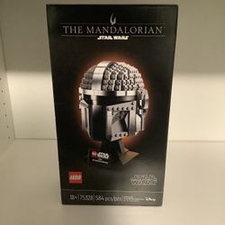 Lego The Mandalorian helmet collection 