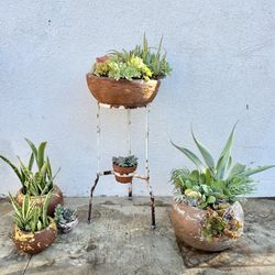 Boho Vintage White Rust Patina Chip Metal Plant Candle Two Tiered Stand Patio Indoor Outdoor Garden Decor 