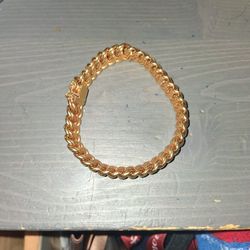 750 Gold Bracelet 