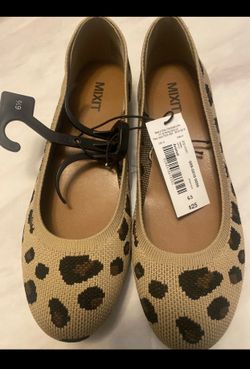 Woman’s MixIt Cheetah Print Size 6.5 Flats
