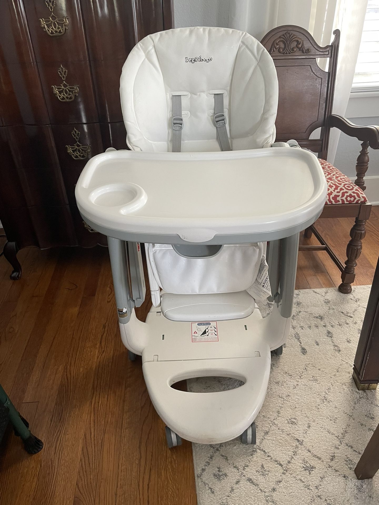 Peg Perego Tatamia Baby High chair
