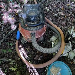 16 Gallon 6.5 Peak HP NXT Wet/Dry Shop Vacuum with Detachable Blower, Filter, Locking Hose