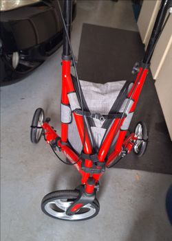 3 wheel rollator/walker