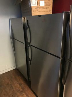 Frigidaire stainless steel refrigerator