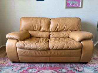 Leather Loveseat /Couch