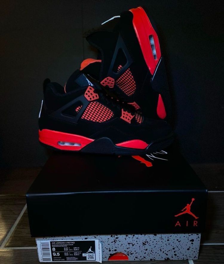 Jordan 4s