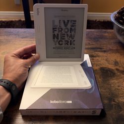 Rakuten Kobo Libra H2O w/ Original Packaging