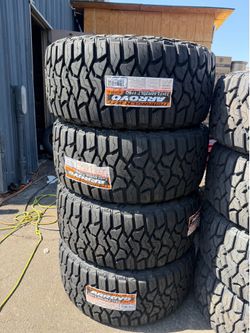 LT Rugged Terrain 33/12.50/20 Arroyo Tires