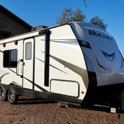 2022 Keystone Bullet Bunkhouse