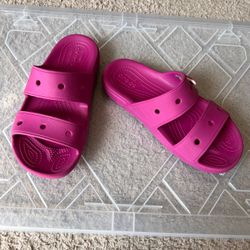 Crocs Classic Double Strap Sandal Size 6W 4M Fuchsia