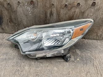 nissan versa note left headlight hatchback 2017 2018 2019