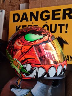 Helmet Icon brand