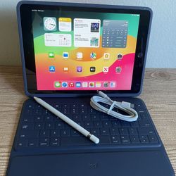 Apple iPad 7th Generation 128GB With Logitech Keyboard and Pencil 