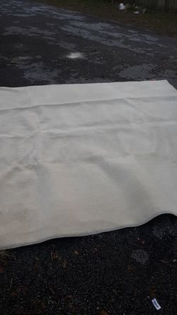 White beige ish color carpet 9ft 11 in long x 7ft 11 inches wide