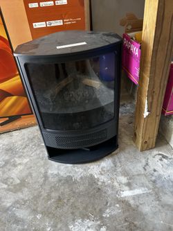 Electric heater with flame