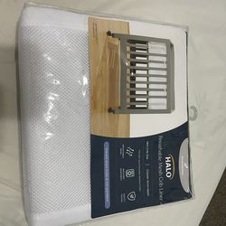 Mini crib mesh liner