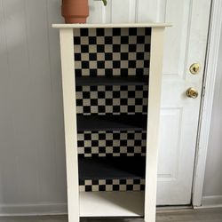 Checkerboard Shelf
