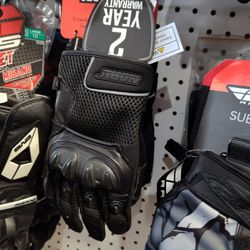 High Quality Motorcycle Protective Glove With Knuckle Protection Available In Different Sizes Special Deal $55