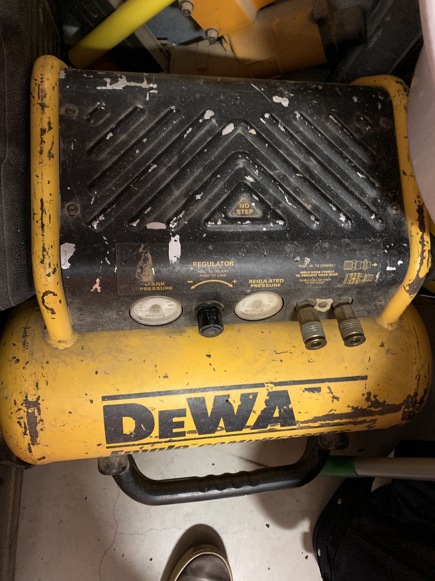 Dewalt compressor