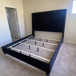 Black King Size Bedframe