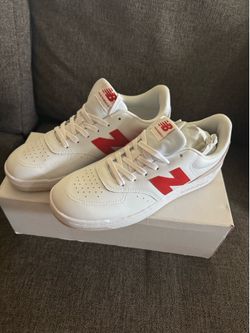 New!!! New Balance Sneakers Size 10 Men 11.5 Women