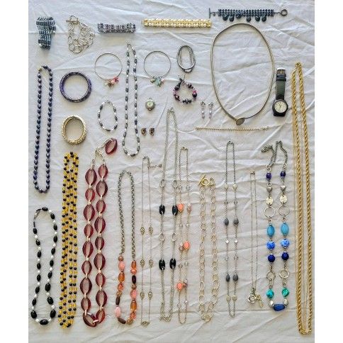 Vintage to Modern Fashion Jewelry Necklace, Bracelet Over 30 Pieces
