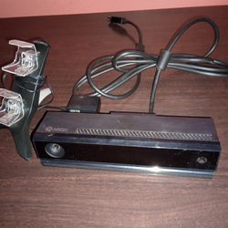 Microsoft Xbox One Kinect Camera Motion Sensor Bar 1520 With Controller Charging Dock Station