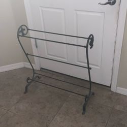Black Iron Blanket Rack